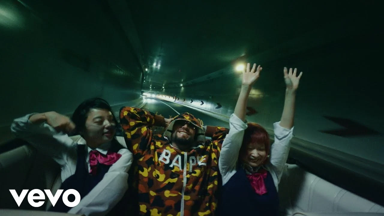 Video: Guè & Cookin Soul | Loquito ft. Celine G (subtitulado)